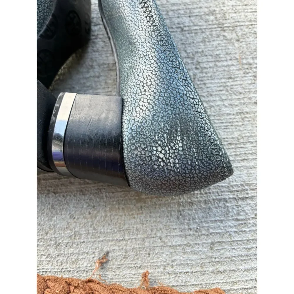 Tory Burch Size 7m Pump Heel